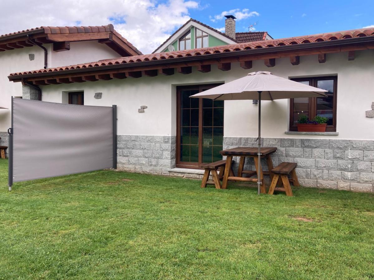 Apartamentos La Presa El Molin Onís 외부 사진